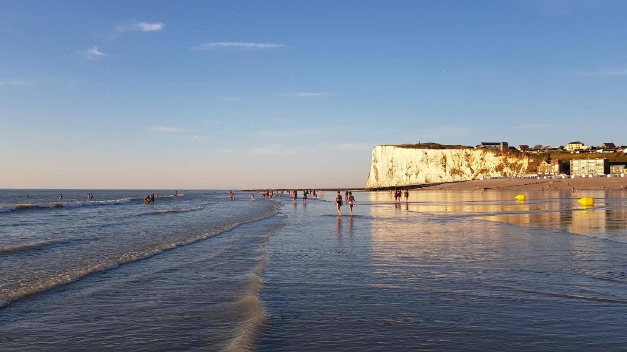 Villa Saint Jacques, Appart La Mer Le Tréport Exteriör bild